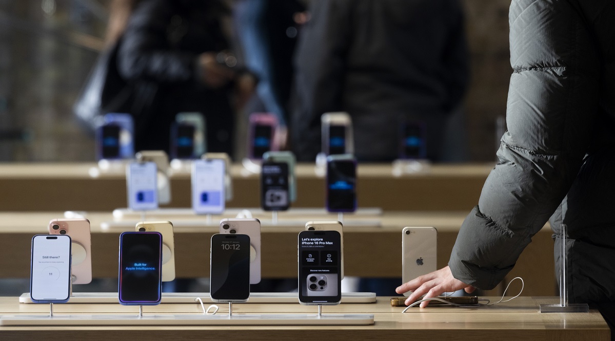 'The army of millions and millions of human beings screwing in little screws to make iPhones — that kind of thing is going to come to America' - THE EDGE SINGAPORE