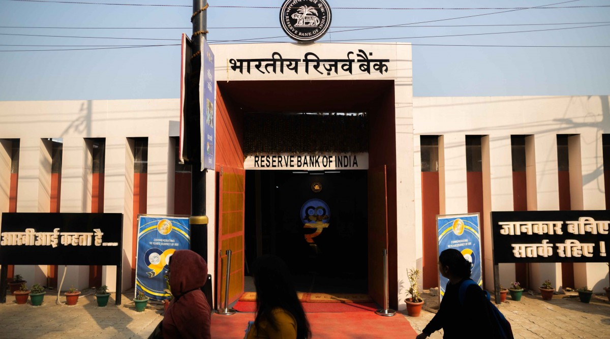 RBI to make a record transfer of US$32 billion to Government - THE EDGE SINGAPORE