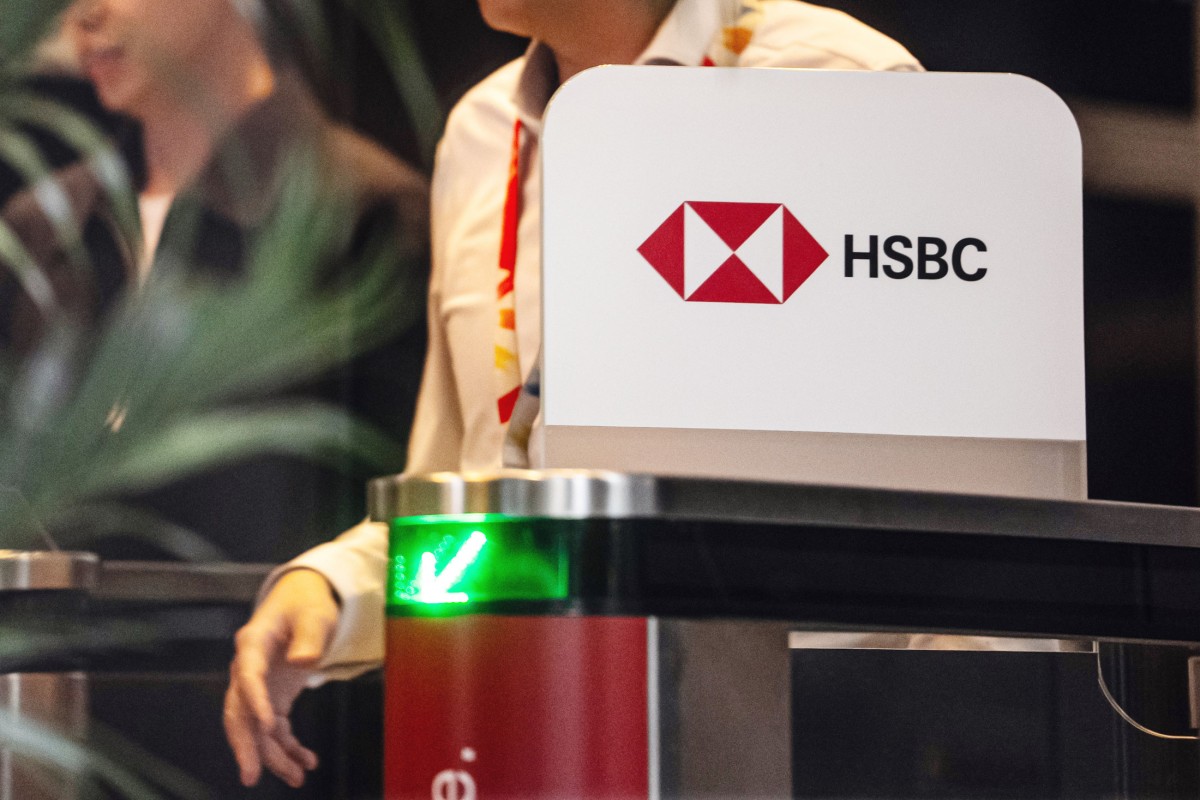 Chesnara to buy HSBC’s UK life insurance arm for GBP260 mil - THE EDGE SINGAPORE