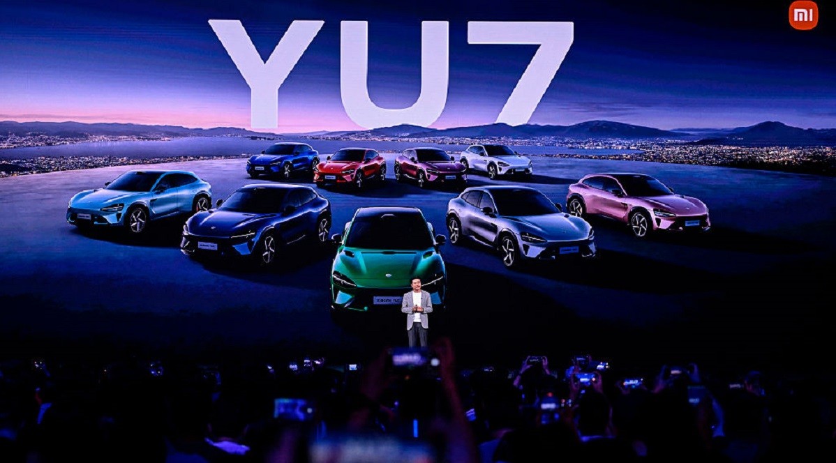 'Since Apple stopped developing its car, we’ve given special care to Apple users': Xiaomi's Lei Jun - THE EDGE SINGAPORE