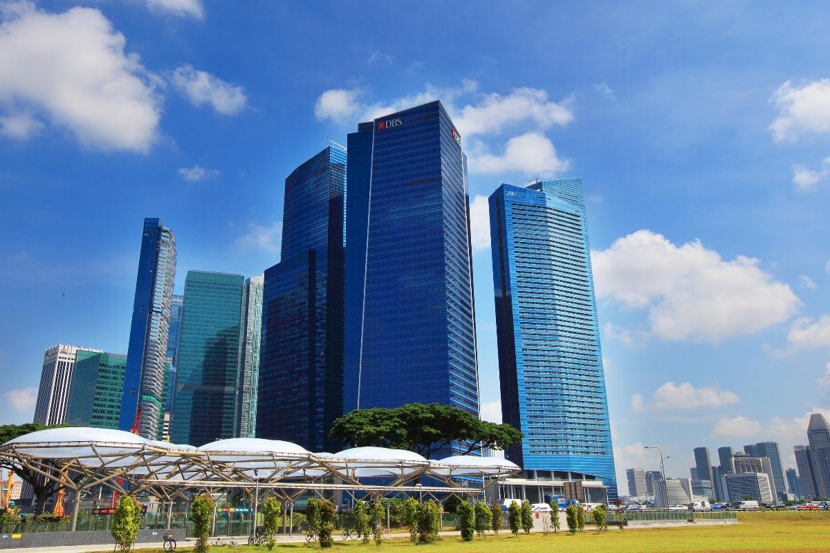 Temasek’s ‘stalwarts’ maintain prominence in Singapore market with super big cap category dominance - THE EDGE SINGAPORE