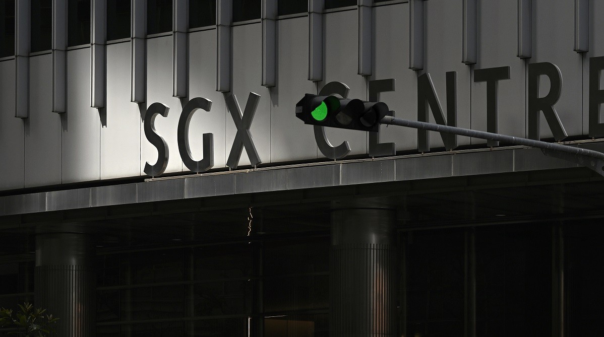 Shine, market, shine