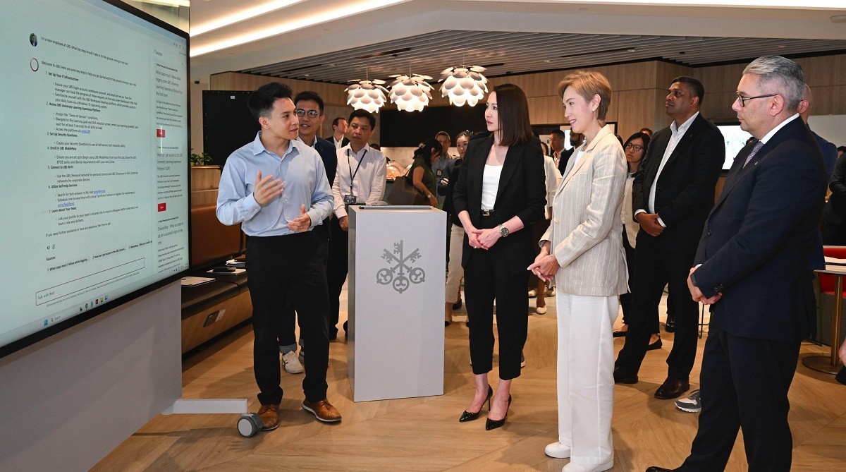 Josephine Teo visits UBS’s largest AI & Transformation Factory in Singapore - THE EDGE SINGAPORE