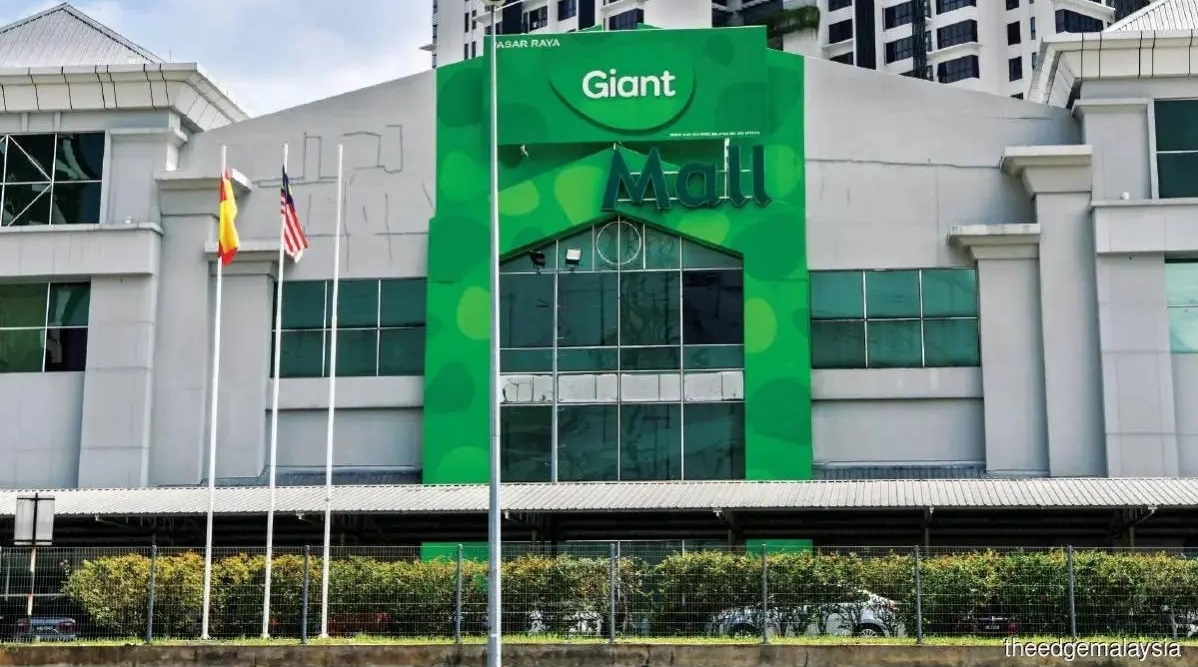 Malaysian retail group Macrovalue eyes Bursa listing in three years - THE EDGE SINGAPORE