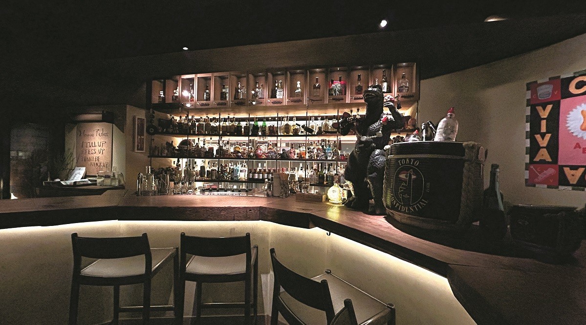 Heading to Japan this holiday season? Be sure to pencil in a visit to the chic and chaotic Tokyo Confidential, one of the capital’s hottest cocktail bars - THE EDGE SINGAPORE