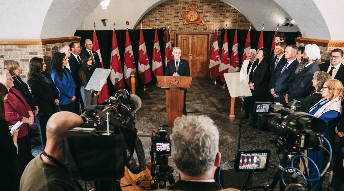 Canadian Prime Minister Mark Carney warns that “middle powers” must act together or risk ending up on the menu under Trump. Photo: Bloomberg