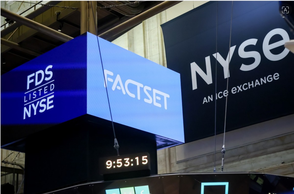 STI gains strength as S&P 500 flounders and US risk free rates creep up - THE EDGE SINGAPORE