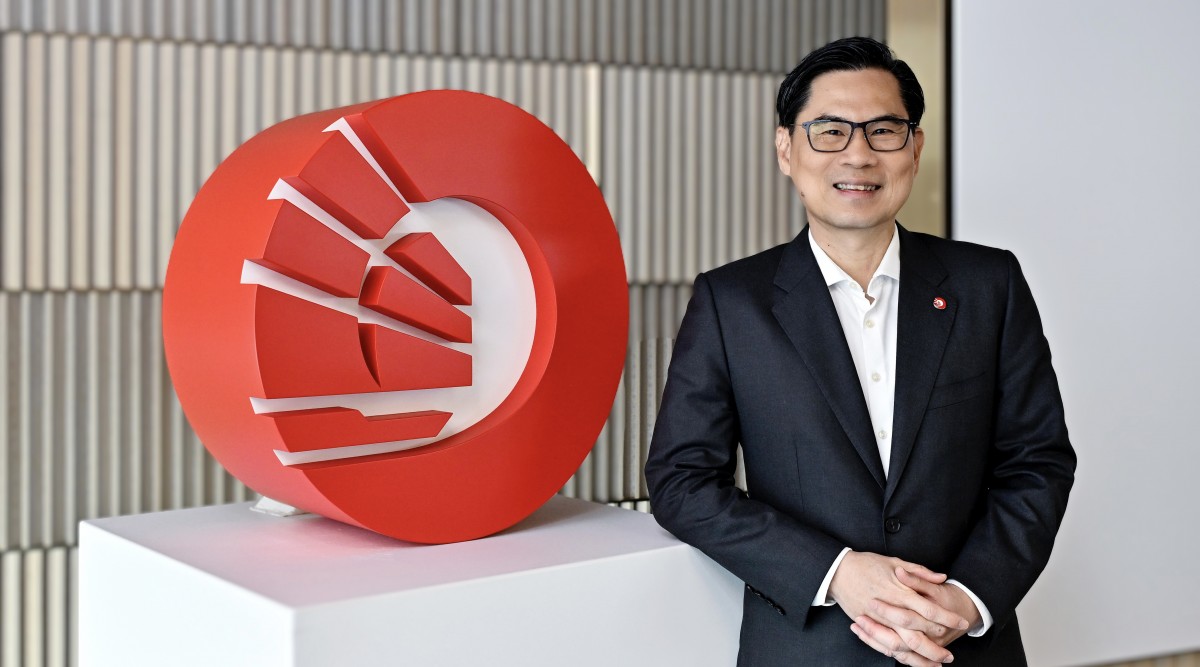 OCBC open to returning share buyback portion of $800 mil in special dividends; HSBC acquisition a good fit
