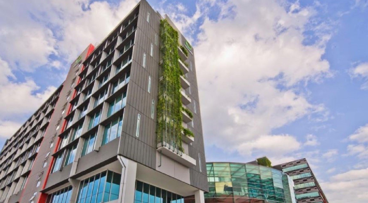 Coliwoo buys hotel at Changi Business Park from ESR-REIT for $101 mil