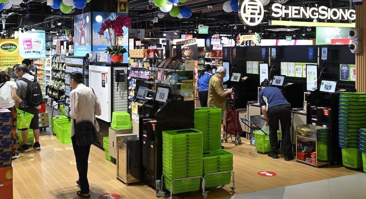 Higher target prices for Sheng Siong on earnings growth from new stores