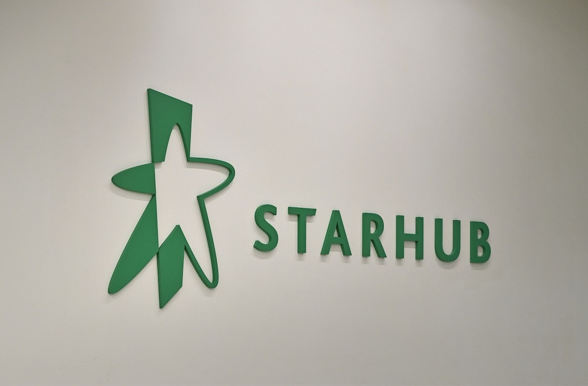StarHub’s weak FY2026 guidance leads DBS to review call while Morningstar flags overvaluation