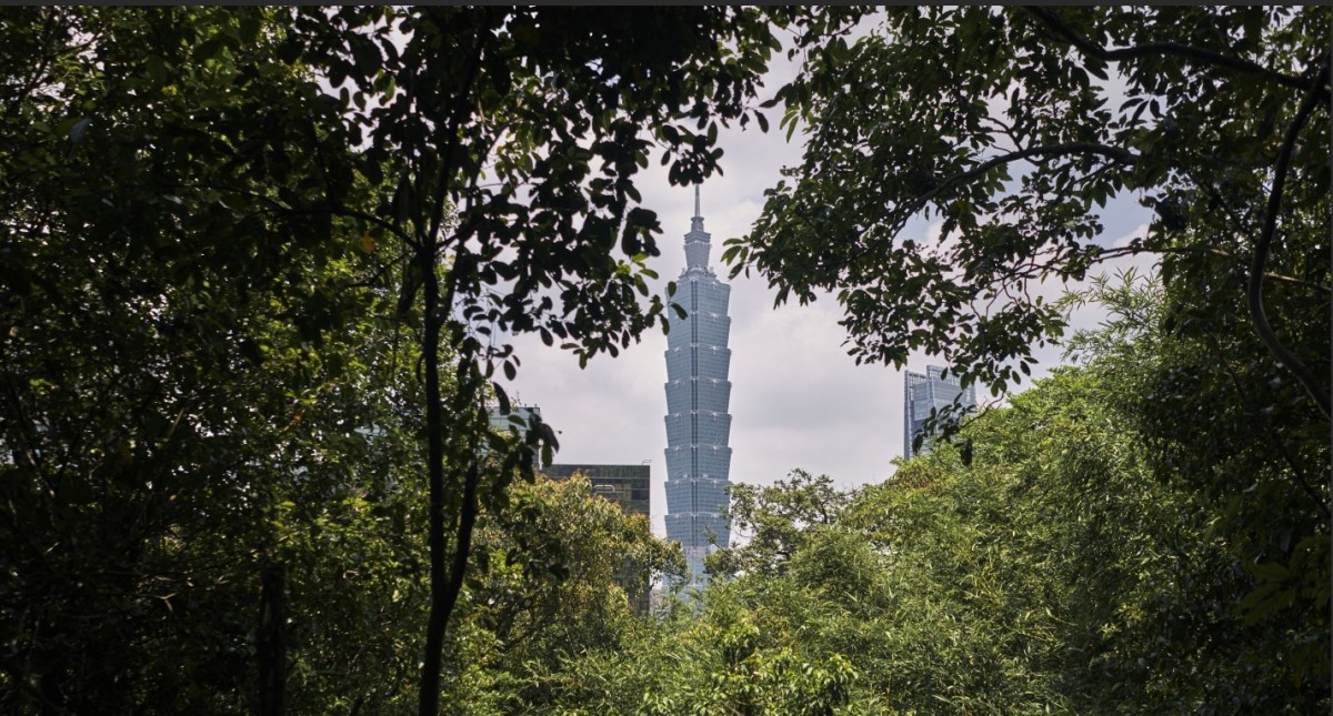How can we follow DBS’s CEO to Taiwan? Here’s an ETF 