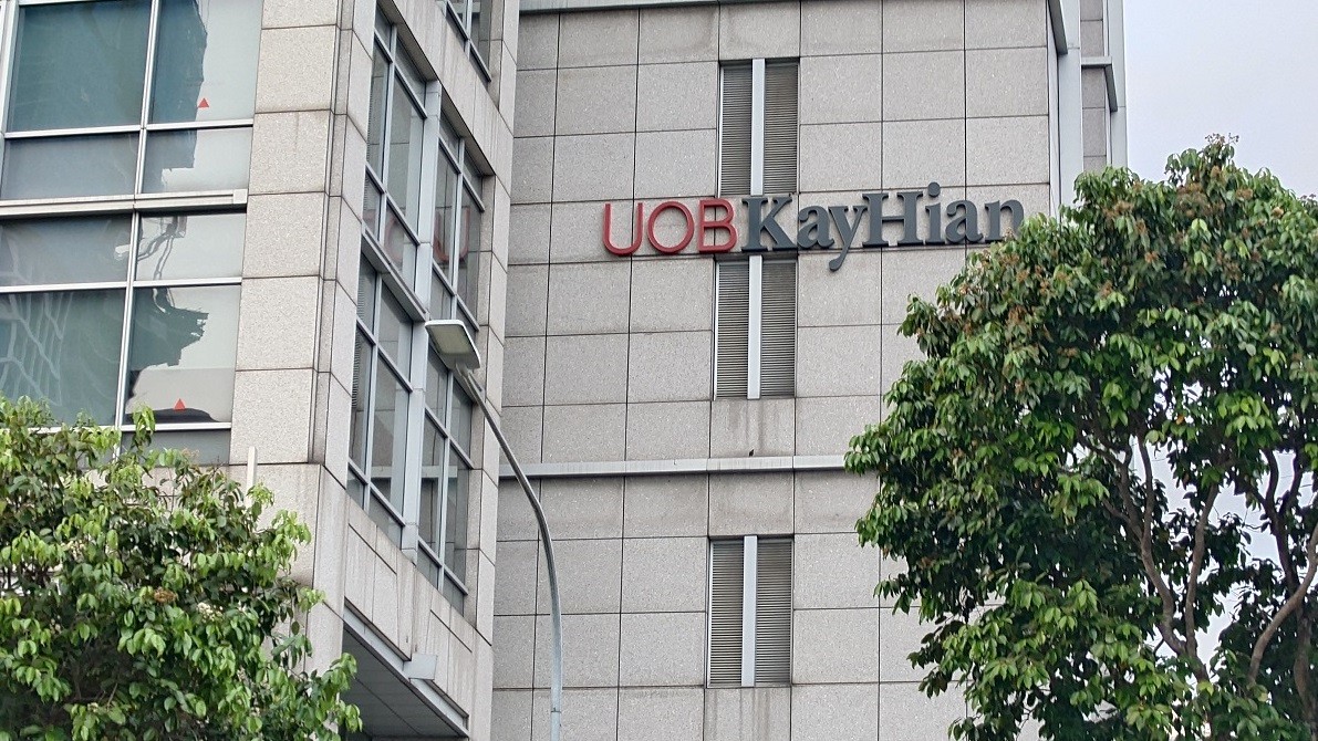 Under a bull case, where this counter's liquidity "materially" improves, Macquarie's target price for UOB Kay Hian can go as high as $3.91 - THE EDGE SINGAPORE