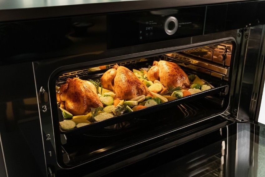 A celebration of taste and technology: Why V-ZUG is the choice for the festive kitchen