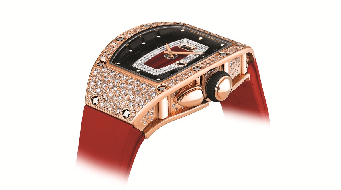 Expanding upon its feminine universe, Richard Mille’s RM 037 Red Gold Snow Set proves mechanical ambition and refined aesthetic codes can go hand in hand - THE EDGE SINGAPORE