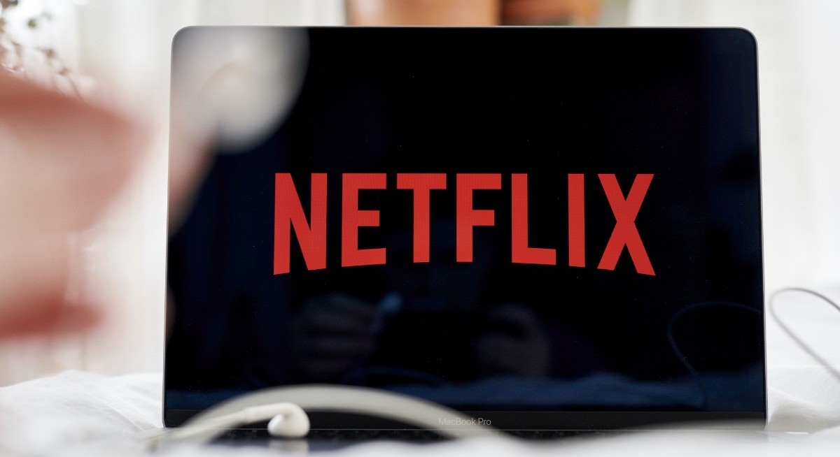 Netflix faces earnings risk after stock’s US$260 bil wipeout