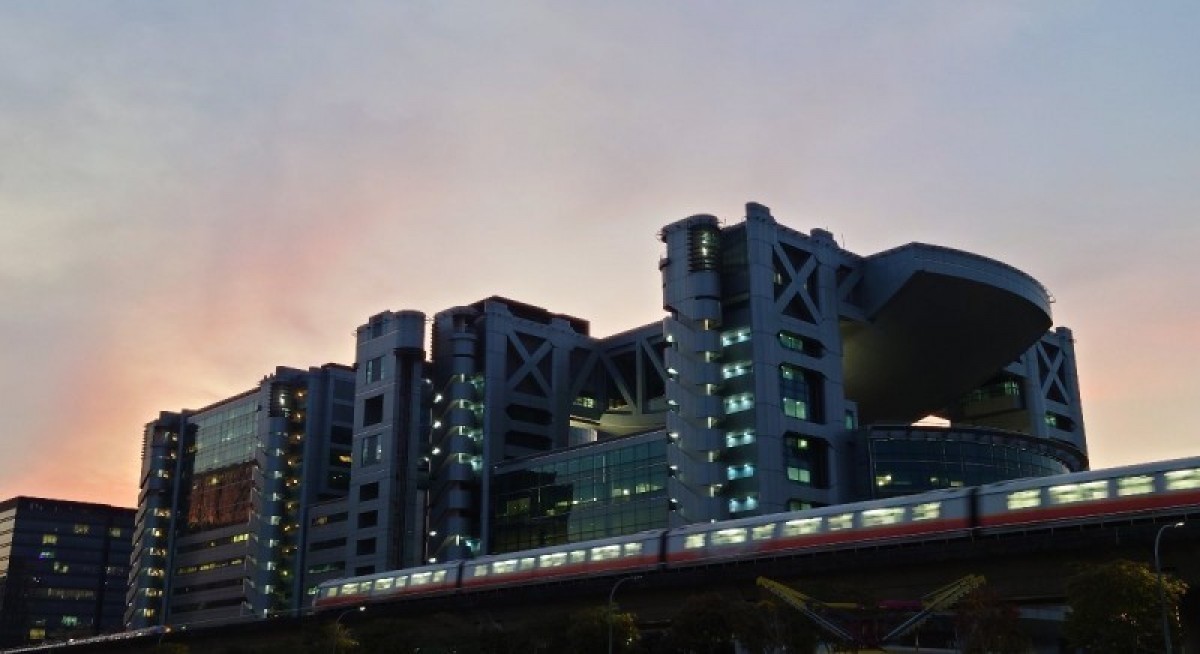 With new growth path uncertain, focus on SingPost's break-up value, says OCBC's Lim