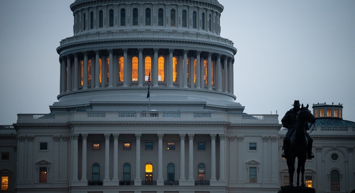 Senate advances plan to end shutdown after some Democrats agree