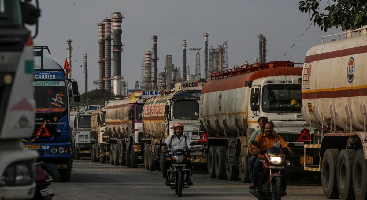 India boosts LNG buying to meet fertiliser, power requirements