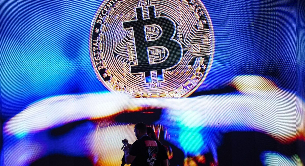 Bitcoin climbs to two-month high of US$96,000 on macro tailwinds