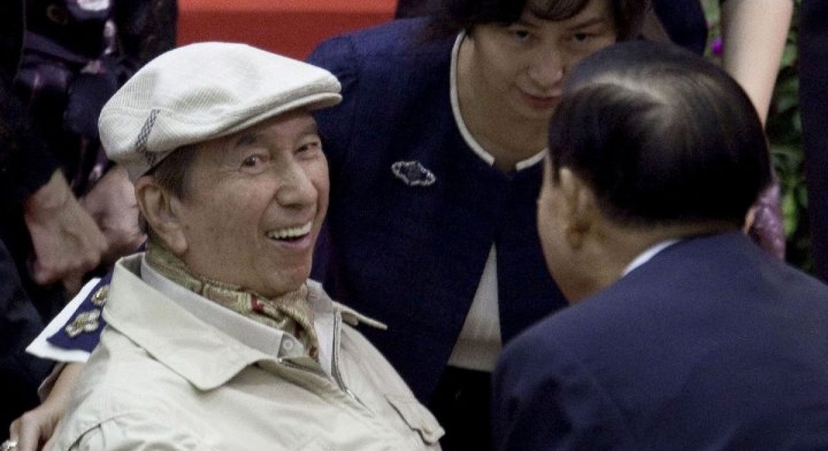 Stanley Ho, 'King of Gambling' who built Macau, dies at 98 - THE EDGE SINGAPORE