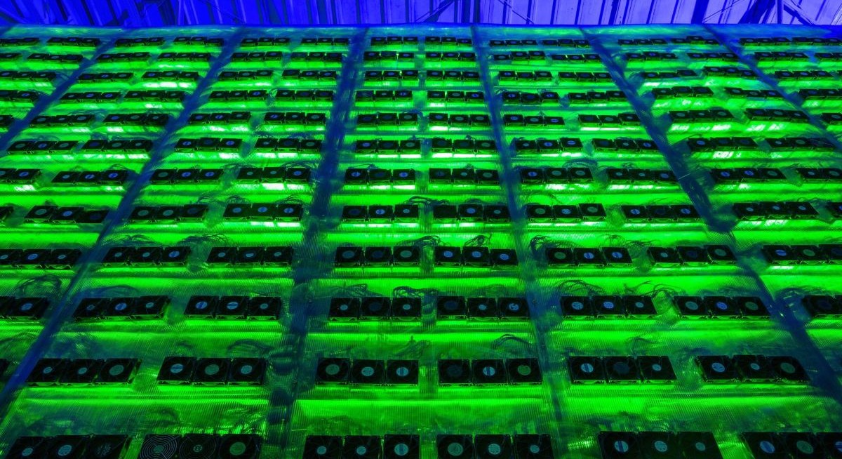 Bitcoin nears record high ahead of largest US crypto exchange listing
