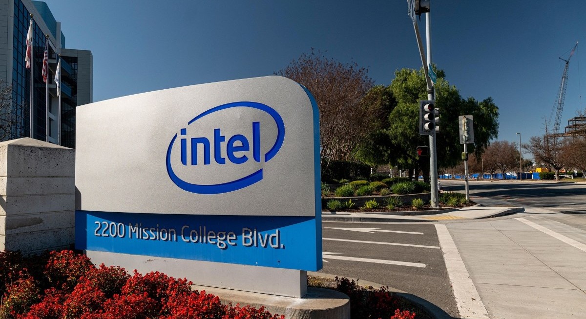 Intel is planning thousands of job cuts in face of PC slump