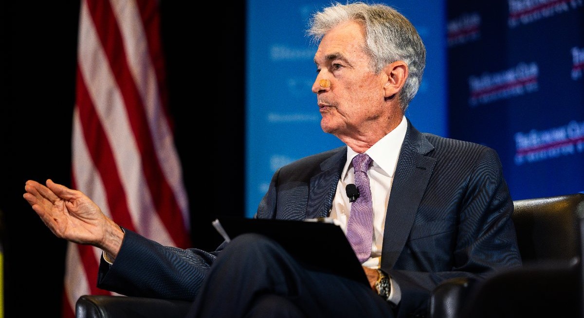 Powell says US data offer confidence that inflation is on path to 2%