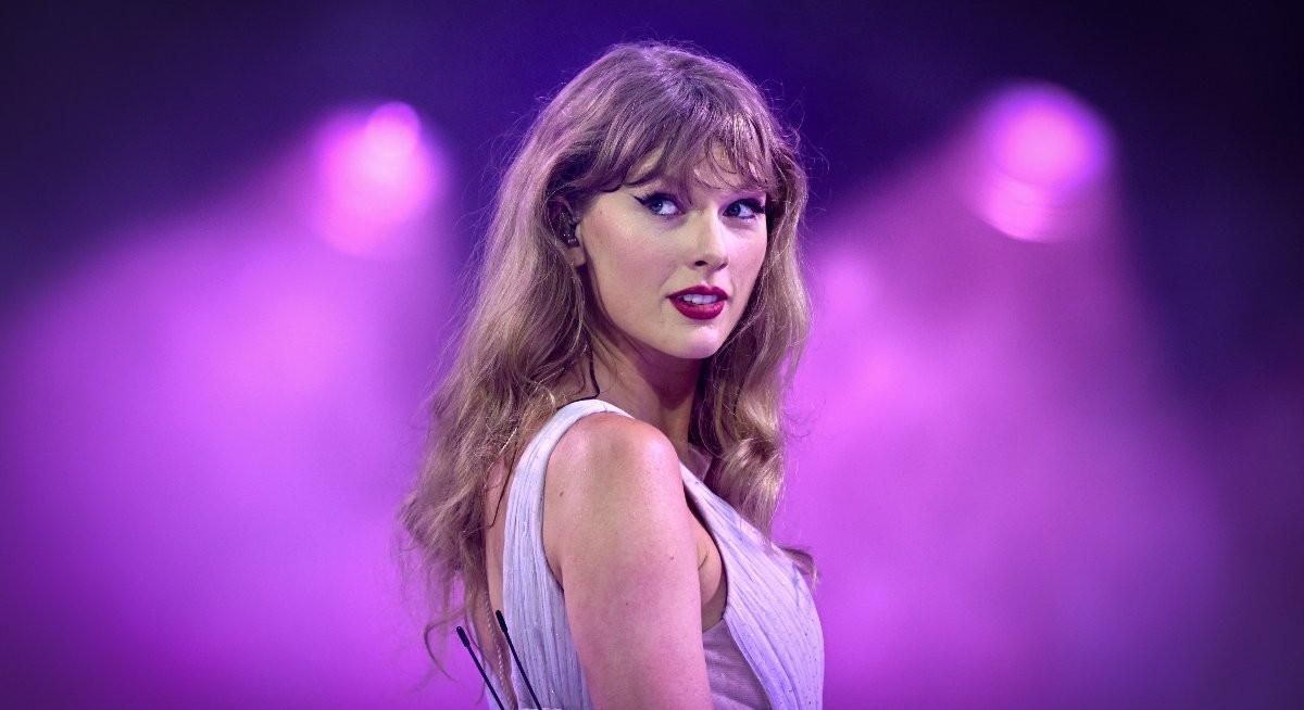 Taylor Swift endorses Harris for US president after debate