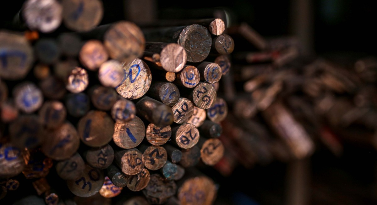 Mitsubishi loses US$90 mil in suspected China metal fraud