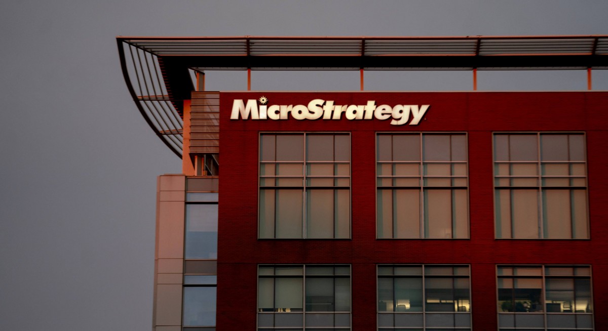 MicroStrategy scores again with Nasdaq 100 addition