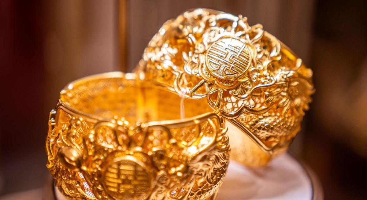 Why investors can’t seem to get enough of gold