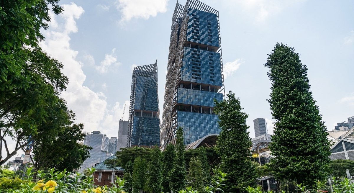 Singapore’s CDL to sell $2.75 bil office complex to cut debt QA Test Notif
