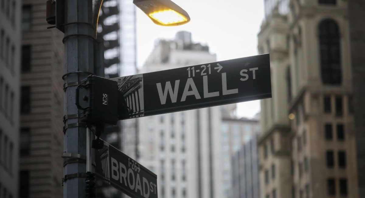Wall Street banks lift China growth outlook after bright quarter