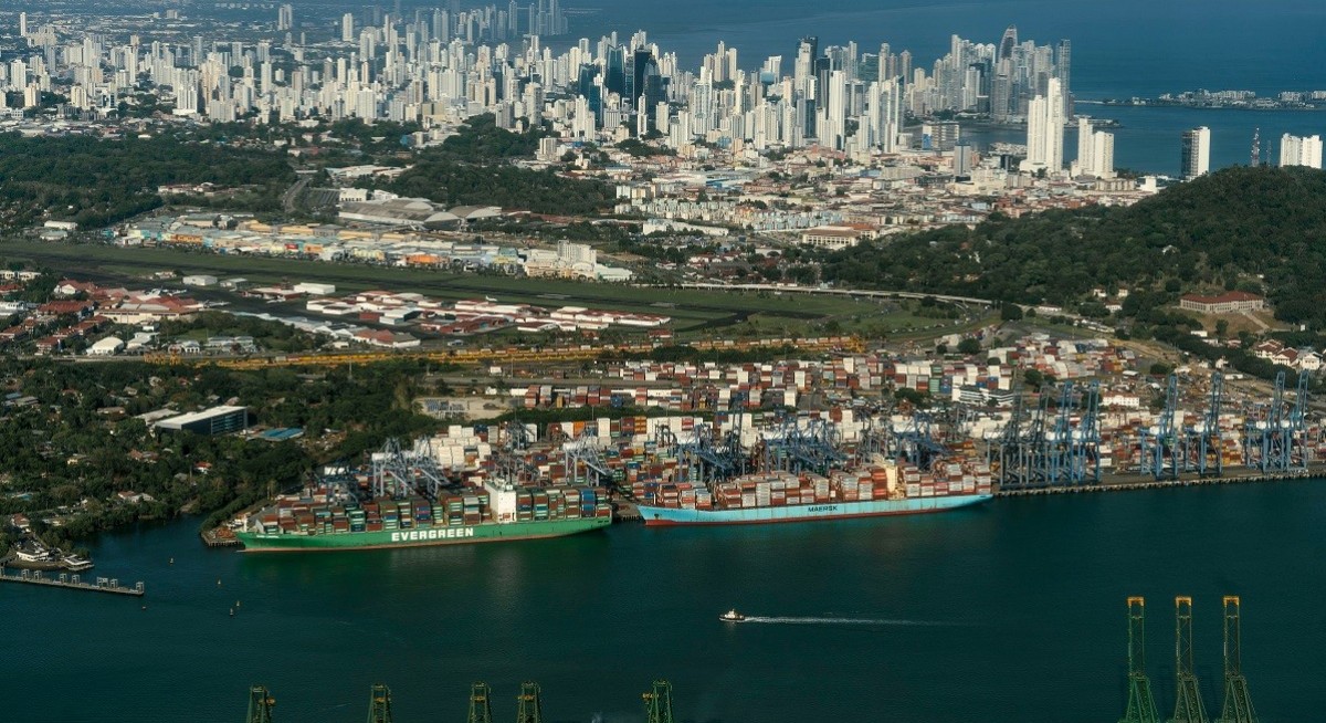 CK Hutchison to invite China investor to join port deal