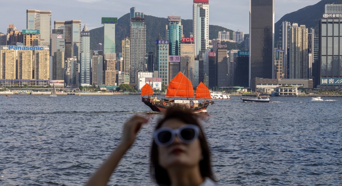 Hong Kong asks insurers to return investing roles from Singapore