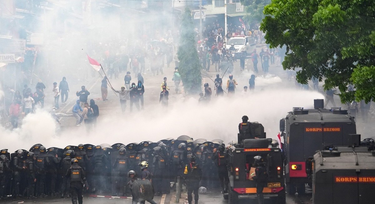 Delivery driver’s death unleashes rage at Indonesia’s elites