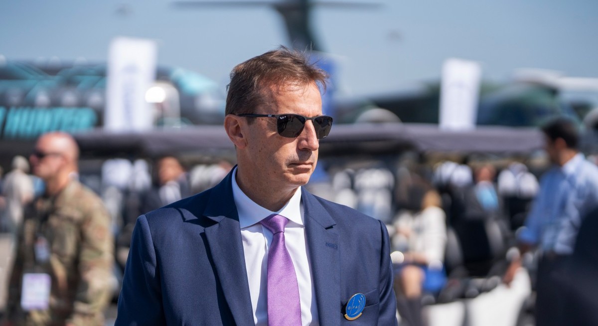Airbus says delivery goal achievable, conditional on engines