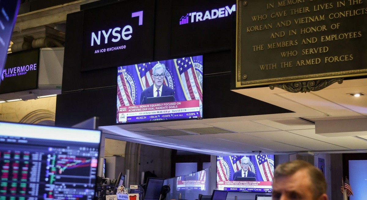 Wall Street ‘nirvana’ nears as Fed fuels 2021-style risk rally