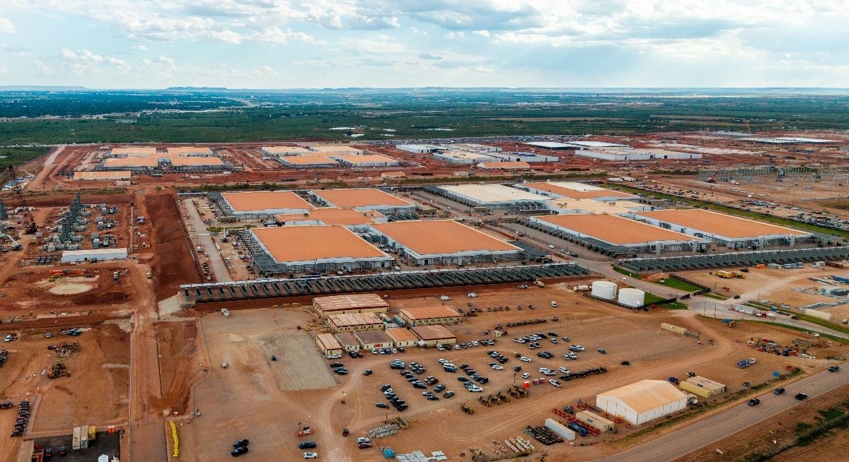 Samsung, SK Hynix shares leap after OpenAI taps Korea for chips