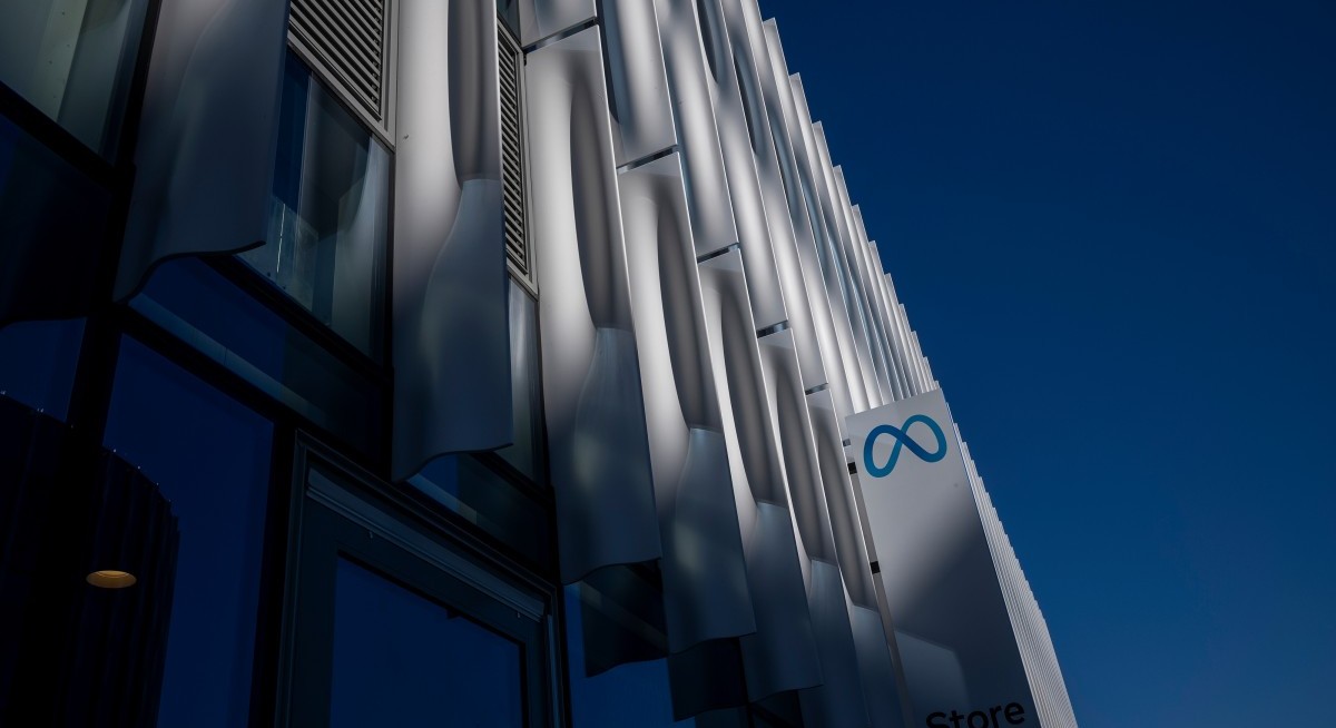 Meta falls on increased spending in pursuit of AI payoff