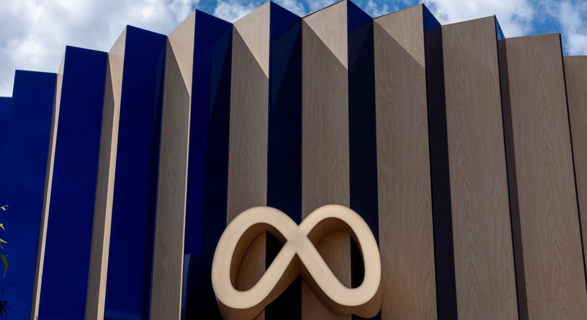 Meta defies AI spending gloom with record-breaking bond sale