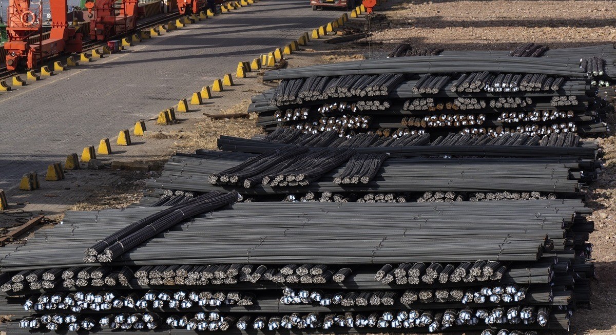 China aims to revive steelmaking without ordering cuts to supply