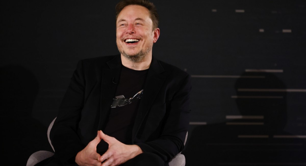 Tesla shareholders approve US$1 tril pay package for Musk