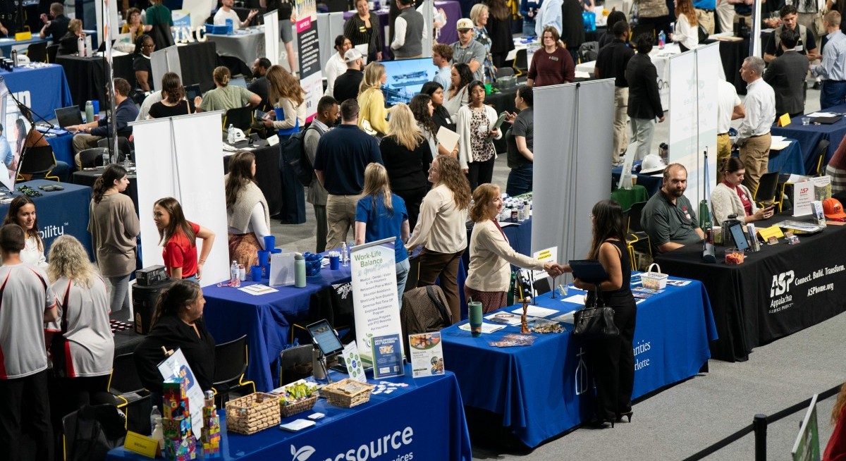 US initial jobless claims rose last week, state data suggest