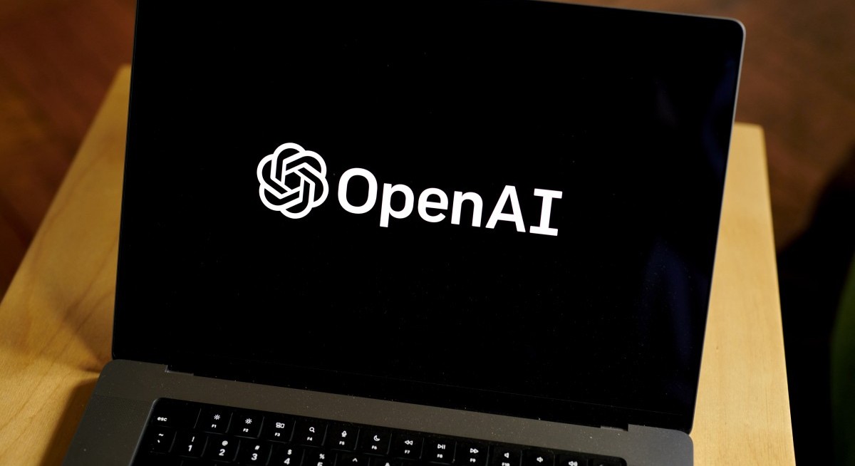 OpenAI’s Altman urges ‘code red’ ChatGPT push as rivals move in — Bloomberg