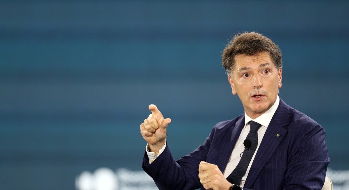 Algebris CEO warns of ‘significant’ correction for big AI stocks