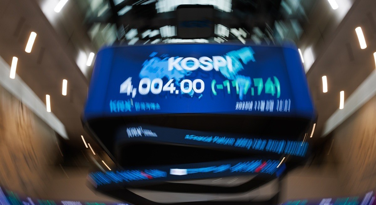 World-beating stock rally creates new headaches in Korean market