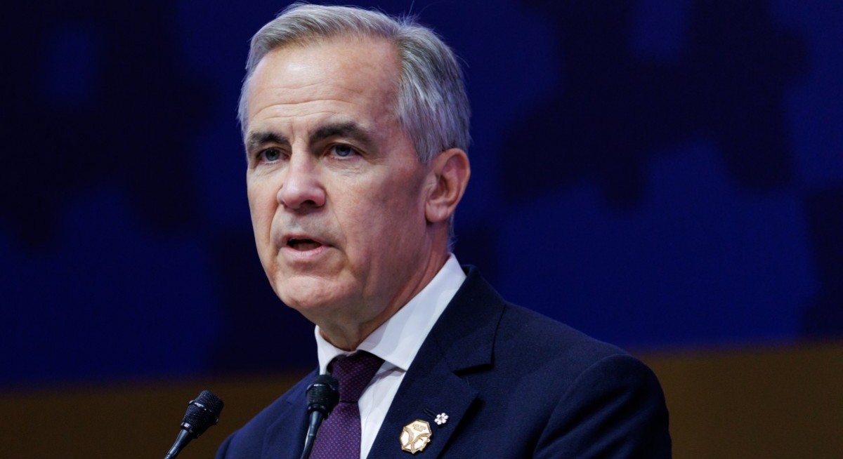 Canada, Alberta ink deal to unlock oil pipeline, build carbon capture