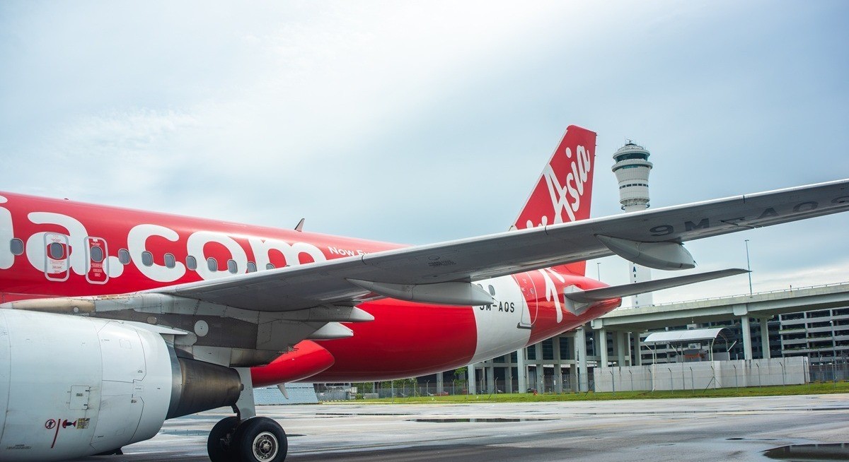 Airbus needs to re-examine software tests, AirAsia founder says